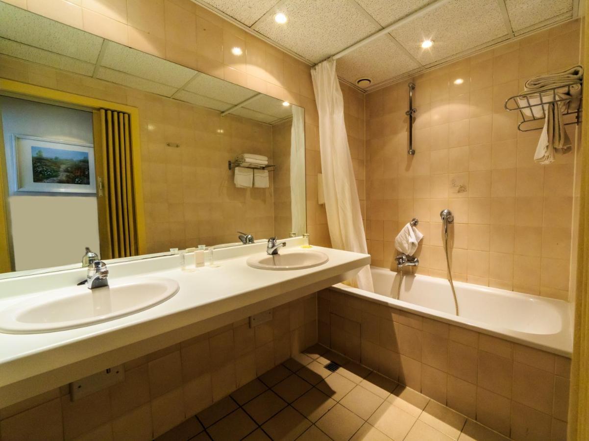 Hotel Pacific Остенде Экстерьер фото